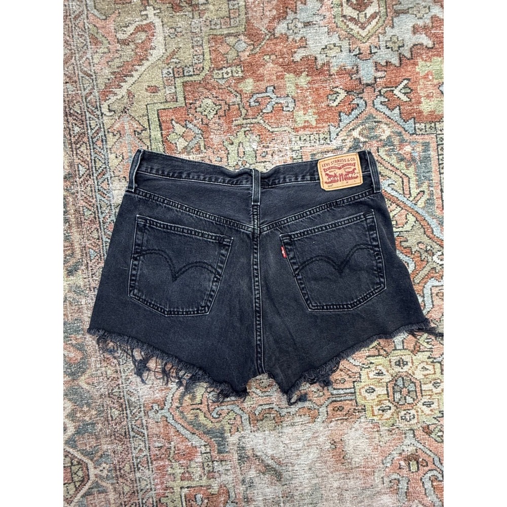 Levis 501 Original High Waisted Black Denim Cut Off Shorts Size 31 - Picture 2 of 5